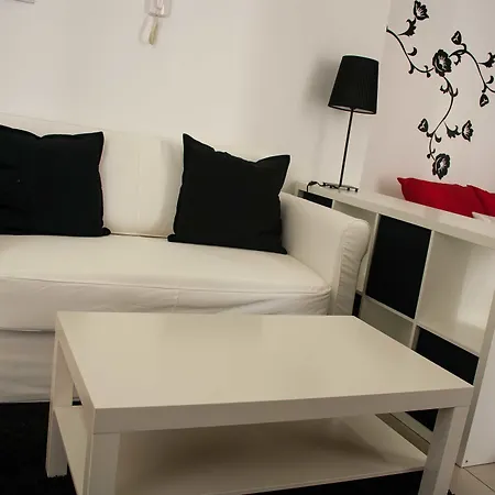 Suncity Loft Cobertizo Apartment